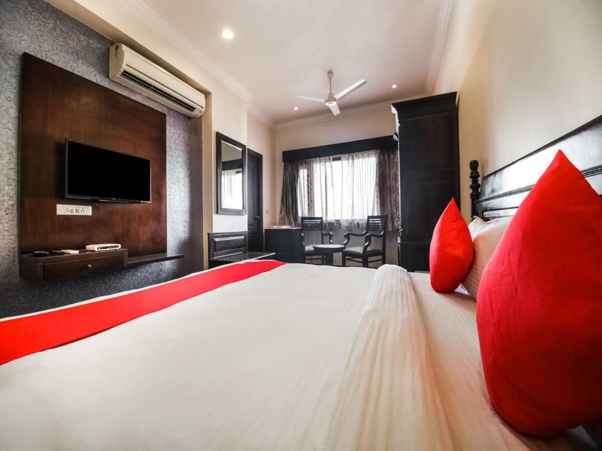 Oyo 1681 Hotel Devansh Удайпур Екстер'єр фото