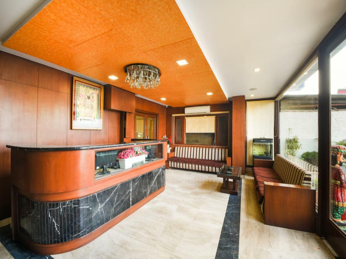 Oyo 1681 Hotel Devansh Удайпур Екстер'єр фото